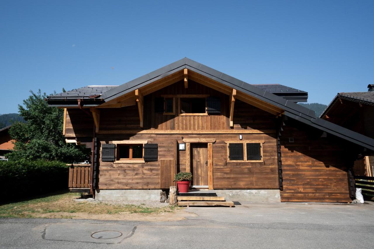 Le Petit Chalet De Монрьон Экстерьер фото